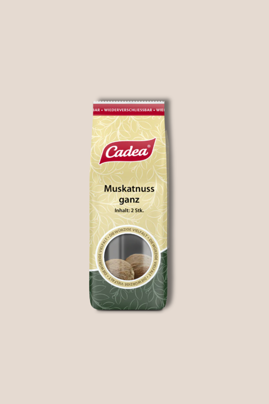 Muskatnuss ganz